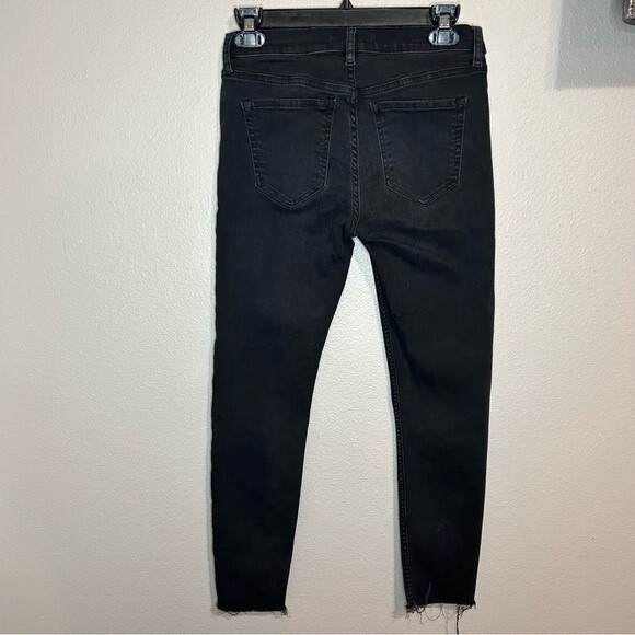 Free People Reagan button fly raw hem cropped skinny mid rise jeans size 28 - Picture 5 of 8